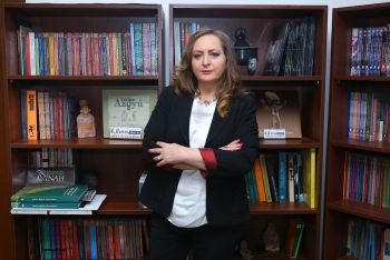 DESIGNAN A LA HISTORIADORA ADRIANA KONZEVIK COORDINADORA NACIONAL DE DIFUSIÓN DEL INAH