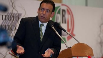 Humberto Moreira, automáticamente fuera del PRI