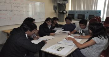 De jóvenes para jóvenes: radio CECyT 10