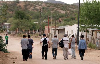 ACADEMIA Y SOCIEDAD CIVIL DEBEN SUMAR ESFUERZOS EN DEFENSA DE LOS MIGRANTES MEXICANOS EN EU