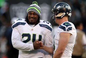 MARSHAWN LYNCH LLEGA A LOS RAIDERS