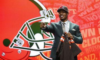 CLEAVELAND SORPRENDE EN LA PRIMERA RONDA DEL DRAFT DE LA NFL