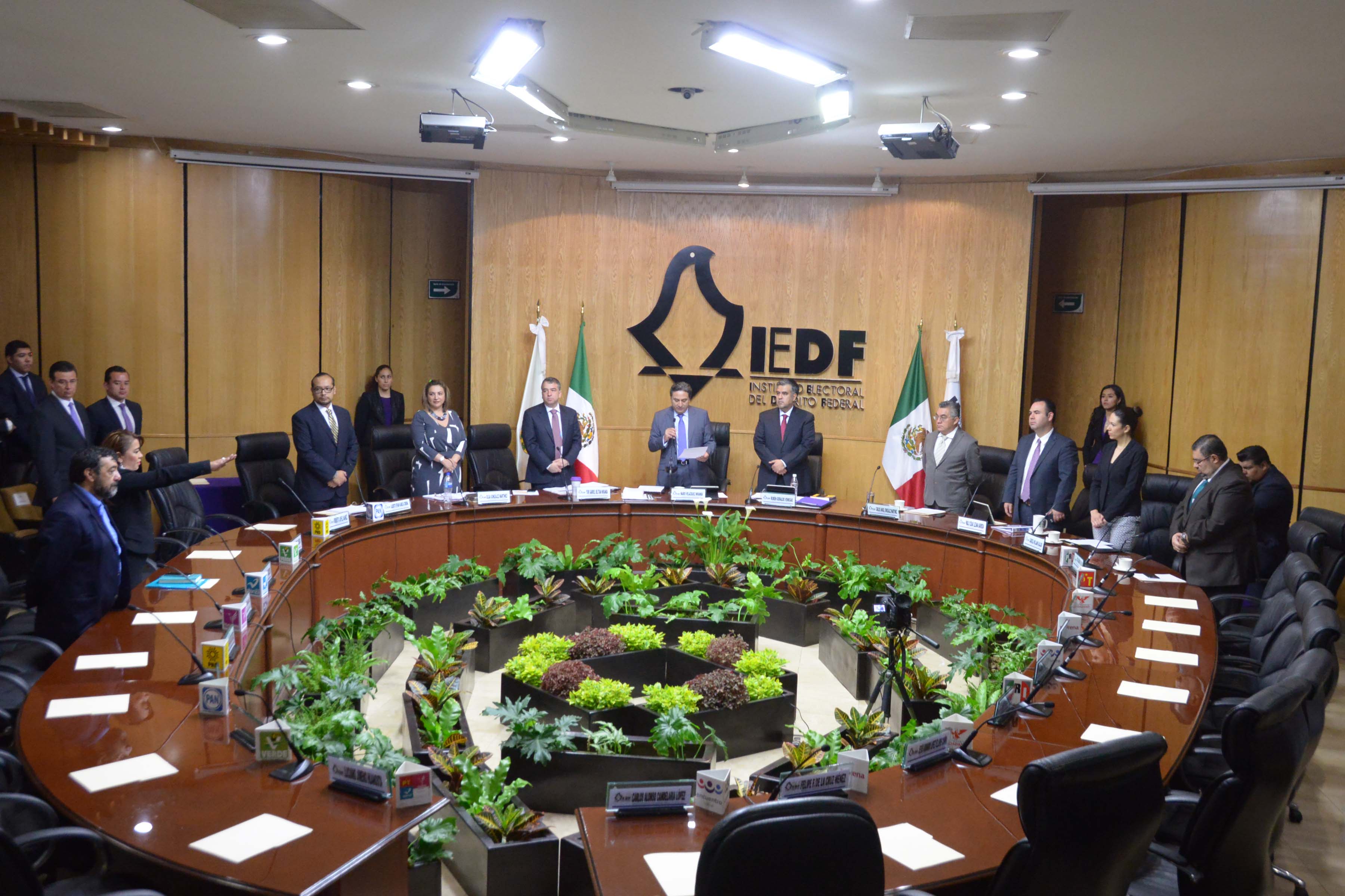 Consolida IEDF profesionalización de su personal; se incorporan 173 servidores públicos al Servicio Profesional Electoral Nacional