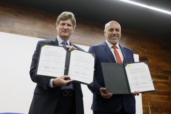Ciencia e Investigación, Fundamentales Para el Desarrollo Igualitario del País: De La Madrid