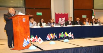 Se reúnen acupunturistas de 29 países a favor de la salud mundial