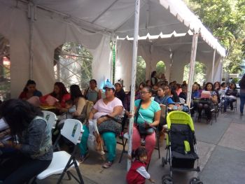 OTORGAN SEGURO DE VIDA PARA JEFAS DE FAMILIA EN XOCHIMILCO