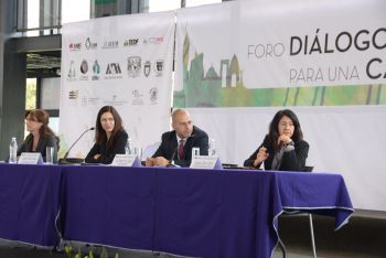 Cultura democrática, transparencia, rendición de cuentas y legalidad, temas abordados en el foro Diálogos para una Capital Cívica