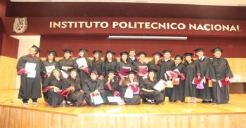 Egresa primera generación de politécnicos del CECYT 18 de Zacatecas