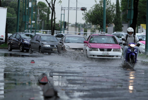 Despliega Gobierno de CDMX operativo ante fuertes lluvias