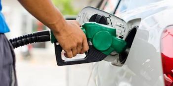 SUBE LA GASOLINA DOS CENTAVOS