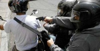 Dictan sentencia contra hombre por robo de motocicleta