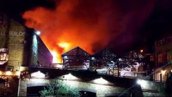 SE INCENDIA EDIFICIO DE CAMDEN 