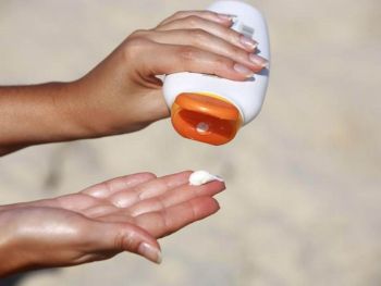 LOS NIÑOS, MÁS EXPUESTOS A SUFRIR QUEMADURAS GRAVES POR EL SOL