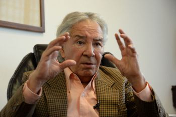 ENRIQUE FLORESCANO RECUERDA CON EMOCIÓN SU PASO POR EL INAH