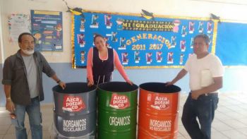ESTUDIANTES DE AZCAPOTZALCO YA SEPARAN BASURA