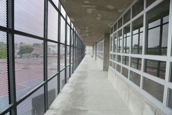 AMPLÍAN SECUNDARIA TLAHUIZCALLI, EN SANTIAGO ZAPOTITLÁN, TLÁHUAC