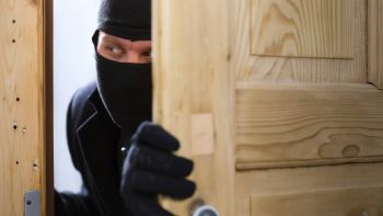 Cumplimenta Policía de Investigación orden de aprehensión contra implicado en robo a casa habitación
