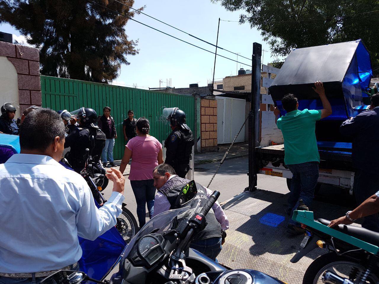 Semovi llevó a cabo un operativo para retirar mototaxis en San Gregorio Atlapulco
