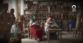CREACIÓN Y OFICIO DOCUMENTA LA TRANSMISIÓN EL CONOCIMIENTO Y TALENTO DE ARTESANOS MEXICANOS