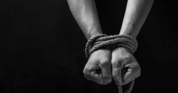 Sentencia de 60 años de prisión a mujer que participó en el secuestro de un hombre