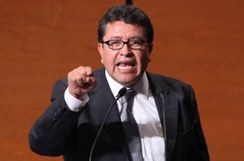 MONREAL AMAGA A AMLO CON IRSE DE MORENA