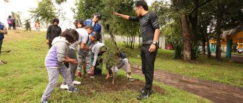 Reforestan niños y jóvenes Deportivo 18 de Marzo