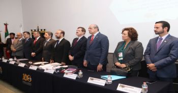 Refrenda IPN apoyo a jóvenes repatriados de EU