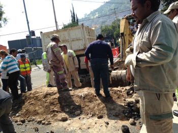 ATIENDE LA GAM UN SOCAVÓN EN LA VII SECCIÓN DE SAN JUAN DE ARAGÓN