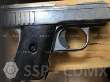 SSP CDMX DETUVO A 2 MENORES DE EDAD RELACIONADOS CON EL DELITO DE PORTACIÓN DE ARMA DE FUEGO