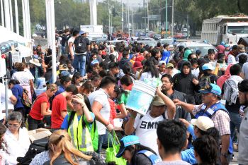 SIGUE EN LA UNAM EL ACOPIO EN APOYO A LOS DAMNIFICADOS POR EL SISMO