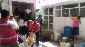 Sigue llegando ayuda para damnificados al Centro de Acopio de la CEDA