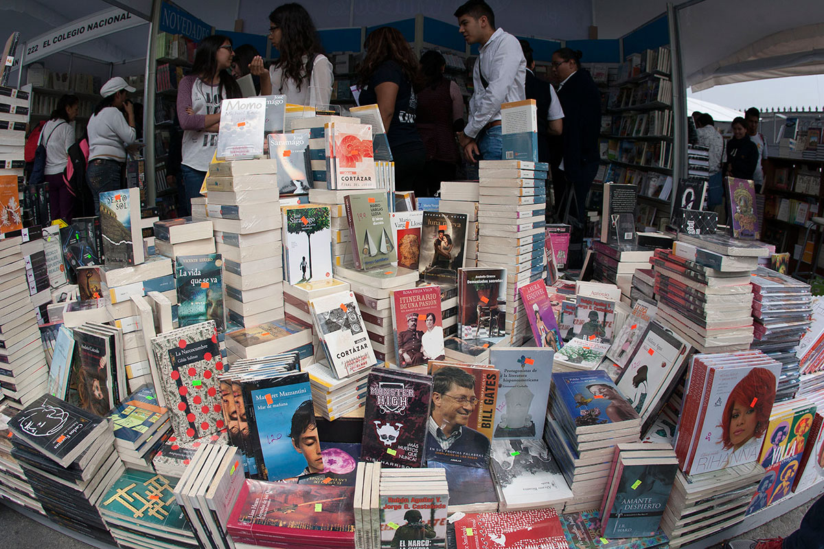 Inicia CDMX reconstrucción cultural con apertura de Feria Internacional del Libro en el Zócalo