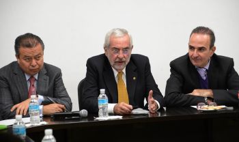 PIDE RECTOR A DIPUTADOS MÁS RECURSOS PARA MEJORAR EL SERVICIO SISMOLÓGICO Y LA BIBLIOTECA NACIONAL