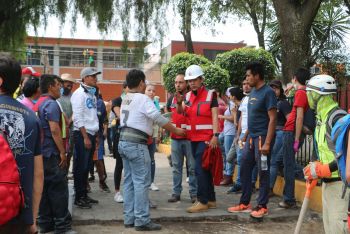 A DOS MESES DEL SISMO XOCHIMILCO SE LEVANTA