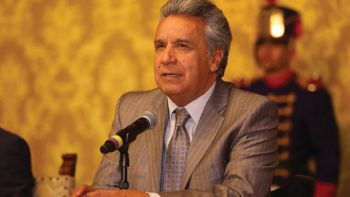 Presidente del Ecuador firma decreto para exoneración del anticipo del Impuesto a la Renta