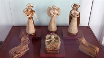 Misión Navidad llega al Palacio de Gobierno del Ecuador con la exposición de pesebres