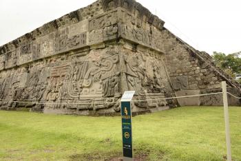 Zona Arqueológica y Museo de Sitio de Xochicalco cuentan con cedulario auditivo