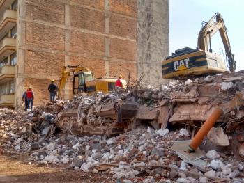 CON GRAN EFICIENCIA, ANTES DE LOS 60 DÍAS ESTABLECIDOS, TERMINA DEMOLICIÓN DE COQUIMBO 911