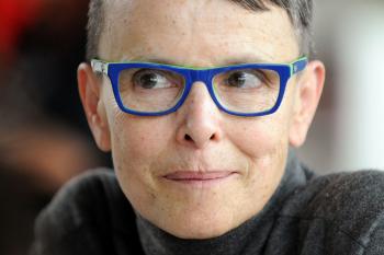 La poeta Pura López Colomé prepara un libro inspirado en los sentidos
