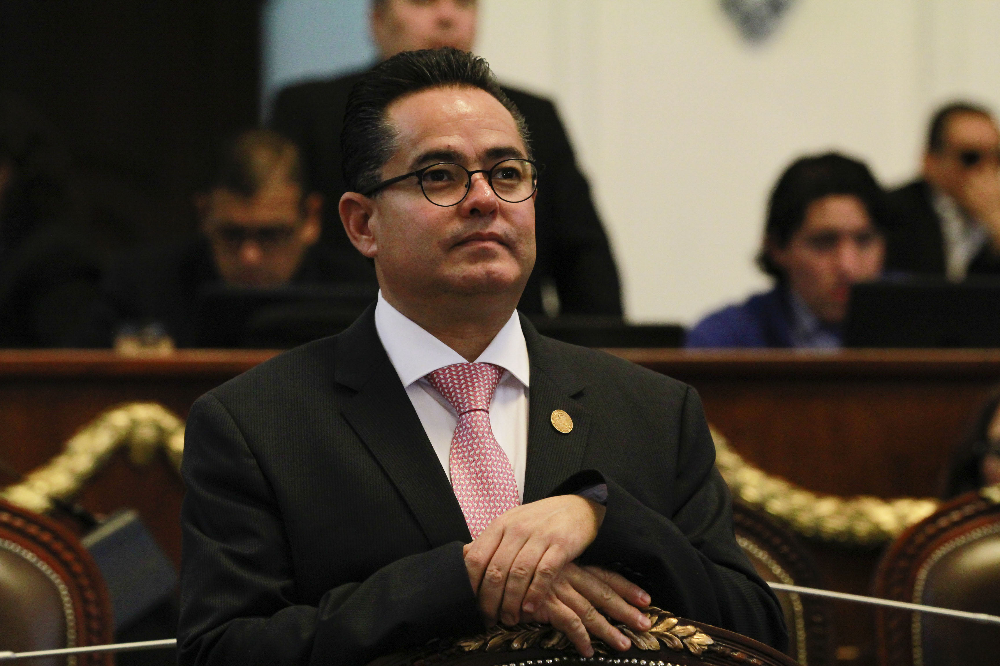Llama dip. Leonel Luna a legisladores de morena a no engañar a la ciudadanía