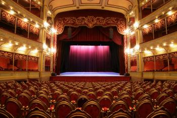 Argentina y México son las dos potencias principales de teatro en español actualmente: Alberto Lomnitz