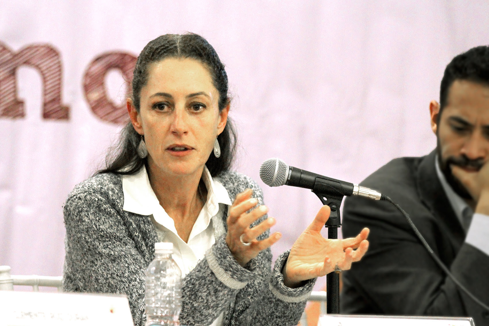 6 multas por exceso de velocidad suma vehículo de Sheinbaum