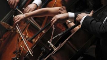 El director Carlos Spierer dirigirá a la OFCM con obras de Haydn, Revueltas y Schumann