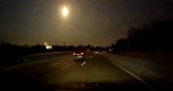 METEORITO CAE EN EU Y CAUSA SISMO