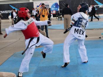 Medallistas mundiales revalidan liderazgo en Nacional de Para-Taekwondo 2018
