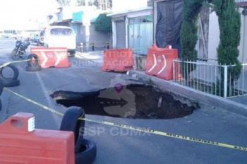 APARECE SOCAVÓN EN PERIFÉRICO