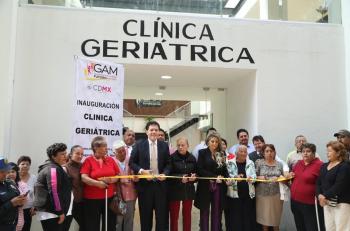 INAUGURA LOBO ROMÁN PRIMERA CLÍNICA GERIÁTRICA DE LA GAM