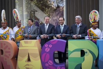 Vive turismo momentos históricos, como lo demuestran las cifras de 2017: Sectur