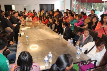 El Lic. Miguel Ángel Salazar se reunió con padres de familia del Jardín de Niños José María Pino Suárez