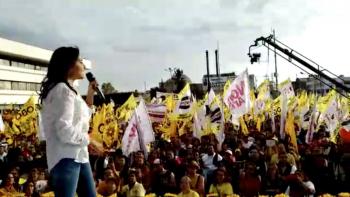 Alejandra Barrales se presentó en GAM como parte de sus eventos de cierre de precampaña
